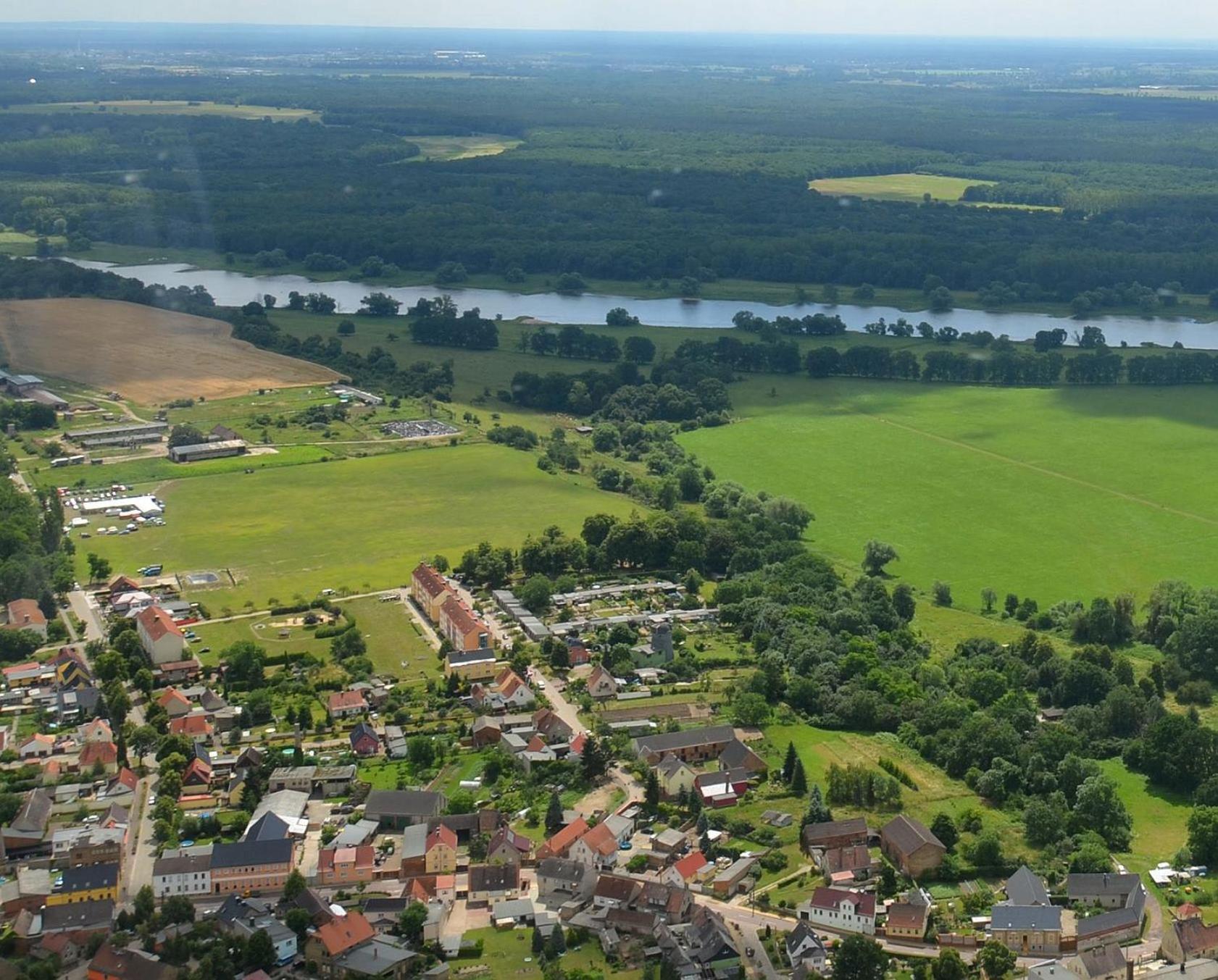 Ferienwohnung Zallnerhof Am Elberadweg In Steutz Экстерьер фото